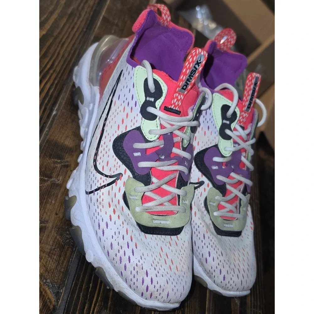 Nike React Vision Barely Volt Pink mens sz‎ 8